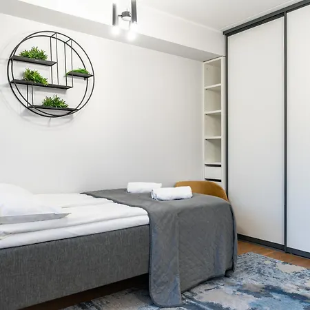 Stylish With Balcony And Parking *