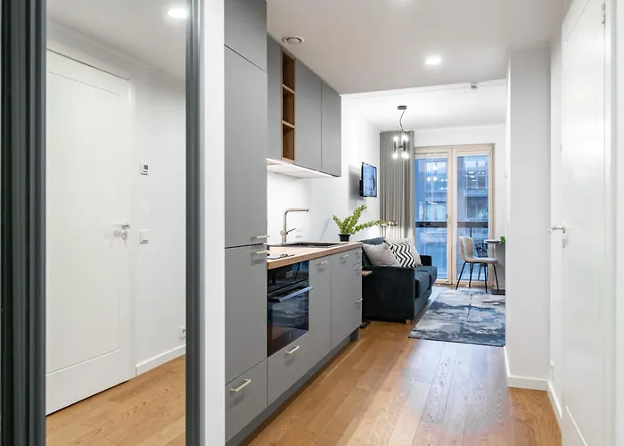 Korter Stylish With Balcony And Parking