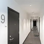 Korter Stylish With Balcony And Parking *